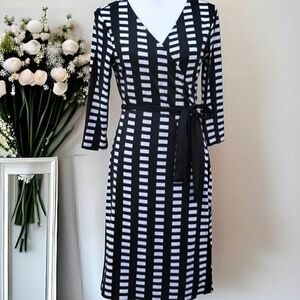 Lularoe Chic Black and White Striped Wrap Dress Sz Small